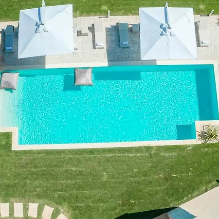 Villa Tenuta Lamia Degli Ulivi - Puglia - Ancient Lamia And Modern