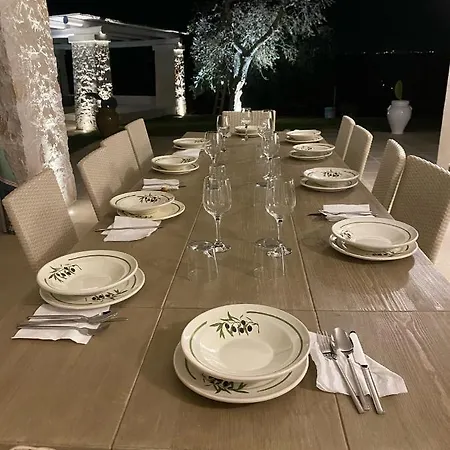Tenuta Lamia Degli Ulivi - Puglia - Ancient Lamia And Modern Ostuni