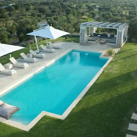 Tenuta Lamia Degli Ulivi - Puglia - Ancient Lamia And Modern