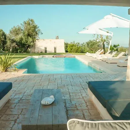 Tenuta Lamia Degli Ulivi - Puglia - Ancient Lamia And Modern